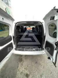 2025 Renault Kangoo