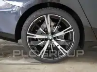 2026 BMW 523
