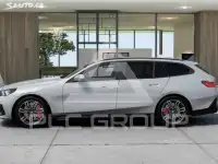 2026 BMW 523