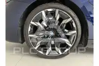 2026 BMW 523