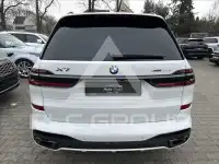 2026 BMW X7