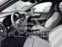 2026 Volvo XC40