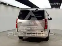 2009 Hyundai Starex