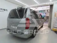 2010 Hyundai Starex