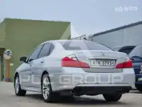 2010 Infinity M30