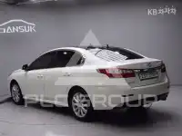2011 Renault Samsung SM5