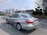 2011 Hyundai Genesis