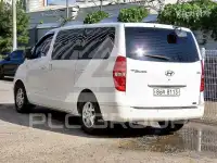 2011 Hyundai Starex
