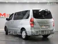 2011 Hyundai Starex