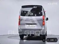 2011 Hyundai Starex