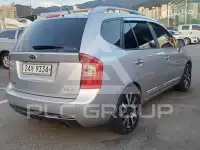 2011 KIA Carens