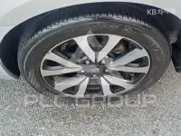 2011 KIA Carens