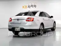 2011 Ford Taurus