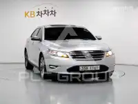 2011 Ford Taurus