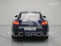 2011 Porsche Panamera