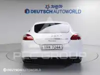 2011 Porsche Panamera