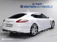 2011 Porsche Panamera