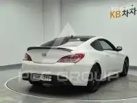 2012 Hyundai Genesis