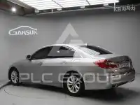 2012 Hyundai Genesis