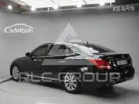 2012 Hyundai Equus