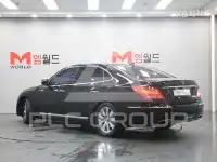 2012 Hyundai Equus