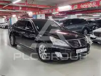 2012 Hyundai Equus