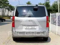 2012 Hyundai Starex