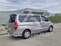 2012 Hyundai Starex
