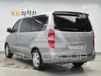 2012 Hyundai Starex