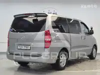 2012 Hyundai Starex