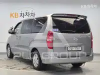 2012 Hyundai Starex