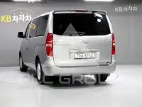 2012 Hyundai Starex
