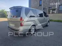2012 Hyundai Starex
