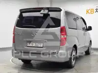2012 Hyundai Starex