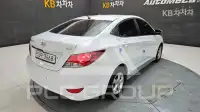 2012 Hyundai Accent