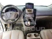 2012 KIA Carnival