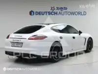 2012 Porsche Panamera