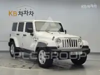2012 Jeep WRANGLER