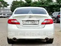 2012 Infinity M30