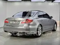 2013 Hyundai Genesis