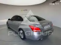 2013 Hyundai Equus