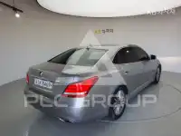 2013 Hyundai Equus
