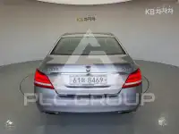 2013 Hyundai Equus