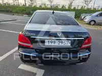 2013 Hyundai Equus