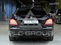 2013 Hyundai Equus