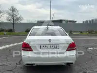 2013 Hyundai Equus