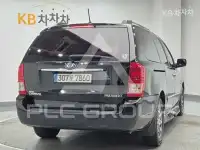 2013 KIA Carnival