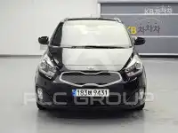 2013 KIA Carens