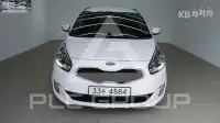 2013 KIA Carens