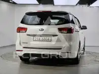 2014 KIA Carnival